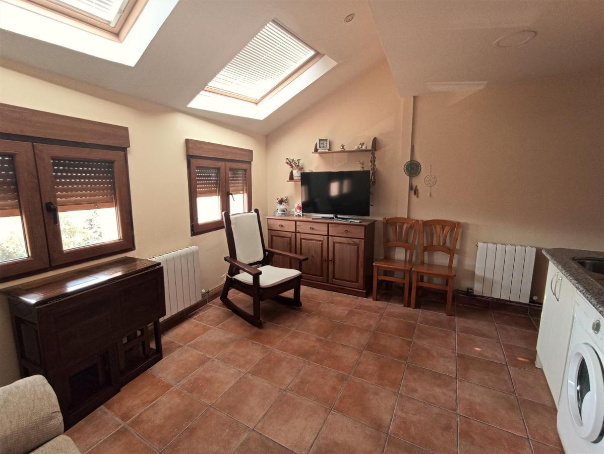 El Rincon Del Sanabres, Penalara Apartment รัสกาเฟรีย ภายนอก รูปภาพ