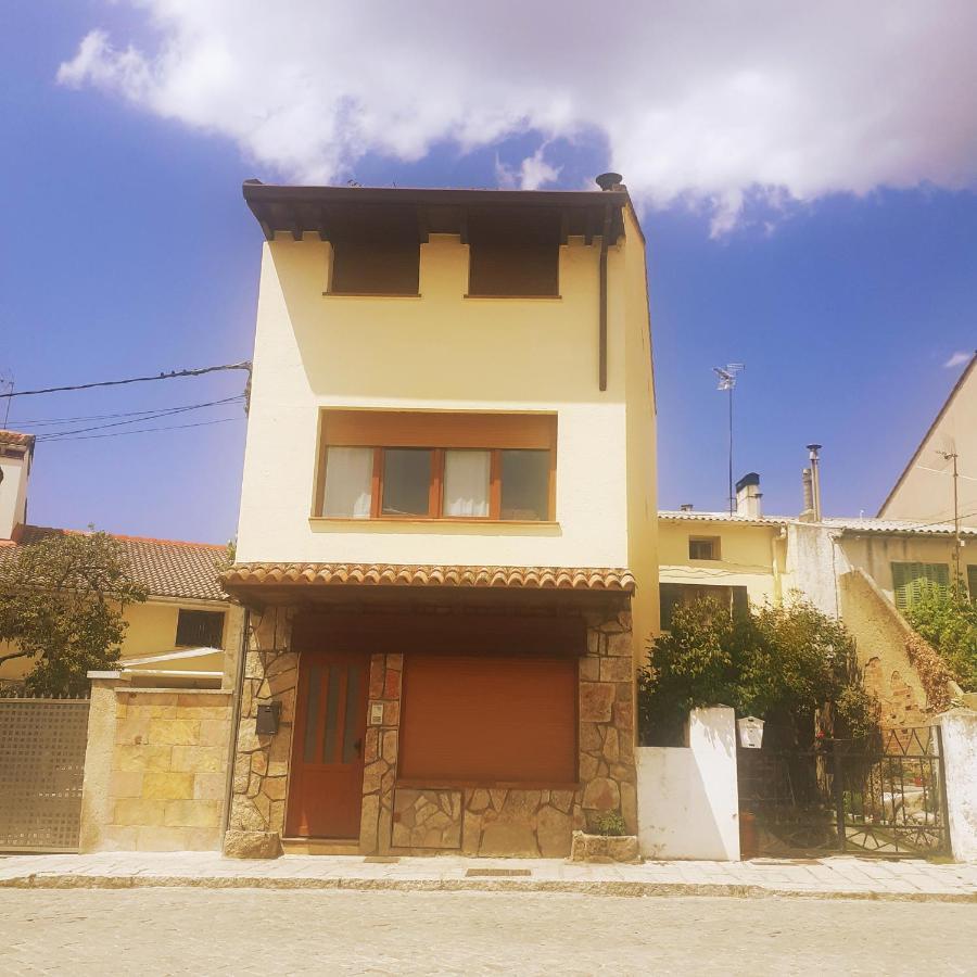 El Rincon Del Sanabres, Penalara Apartment รัสกาเฟรีย ภายนอก รูปภาพ